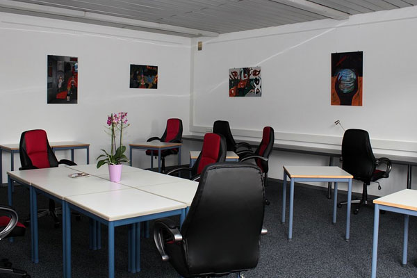 Foto: Blick in den neuen Lehrerarbeitsraum.