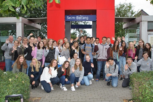 Foto: Zu Besuch in Selm: Schüler(innen) unserer Partnerschule Westbourne Grammar.