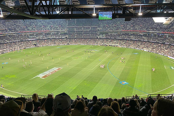 Foto: Eine beeindruckende Kulisse: Stadionbesuch in Melbourne.
