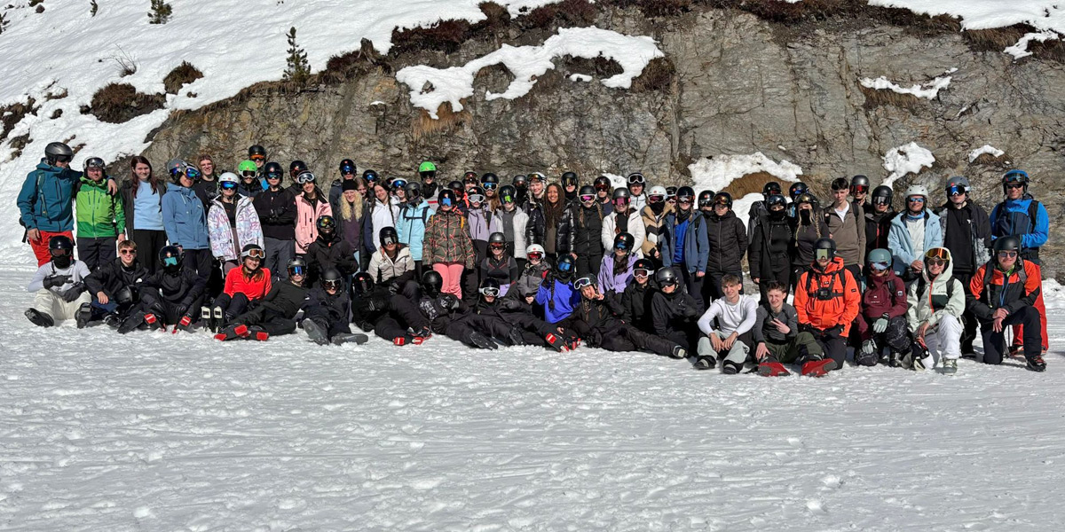 Unsere Schülergruppe im Schnee.