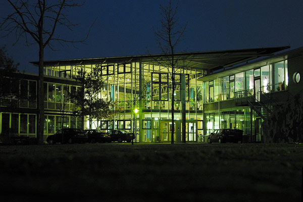 Foto: Das SGS bei Nacht vor rund 10 Jahren – bis dahin und seither ist viel passiert.