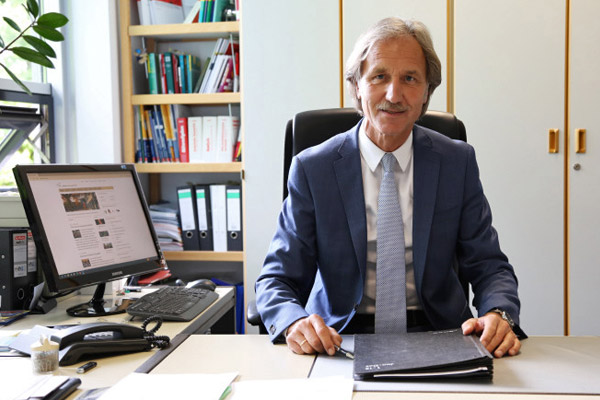 Foto: Schulleiter Ulrich Walter.