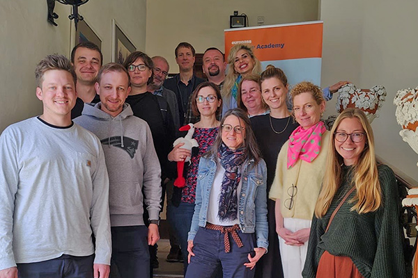 Foto: Herr Checinski und Herr Gruß mit weiteren Workshop-Teilnehmer(inne)n.