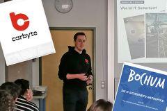 Foto zum Artikel:  Jan Bauhaus, ehemaliger Schüler des SGS,…